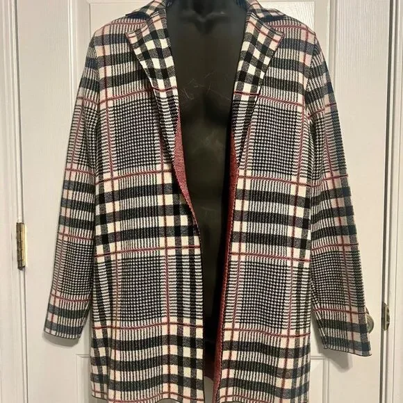NWT Sioni Womens Black Red Cream Plaid Jacket Sweater Sz M Long Sleeve - Picture 1 of 8